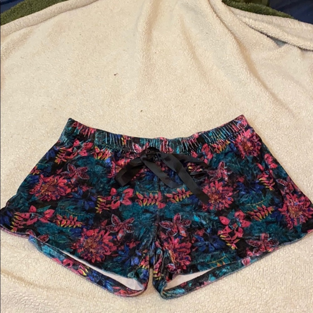 TART —Beautiful shorts .. Pjs